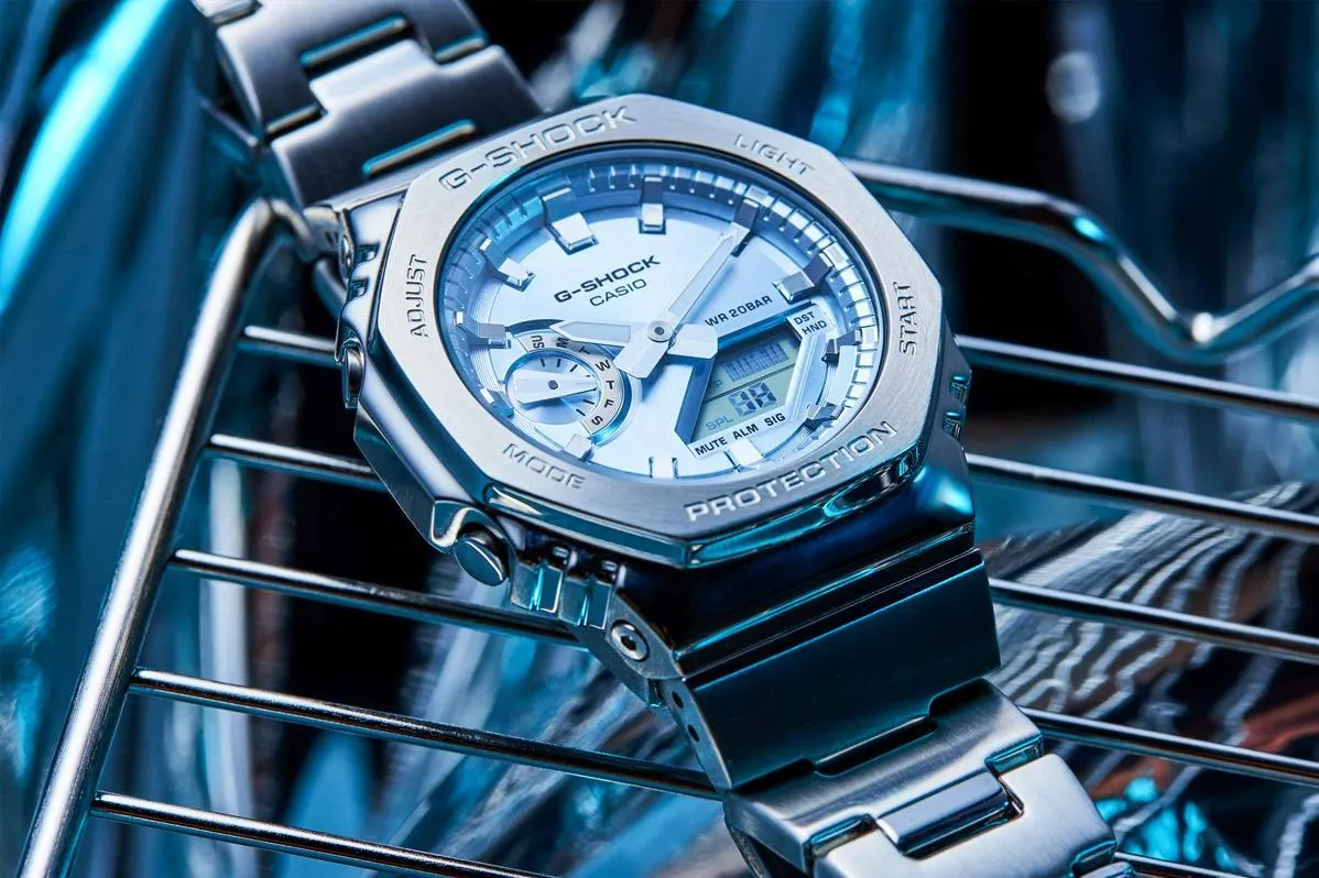 Casio GM-2110D-2A