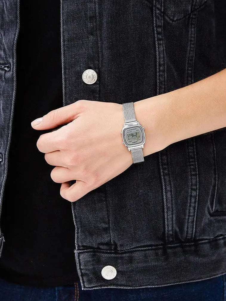Casio LA-670WEM-7E