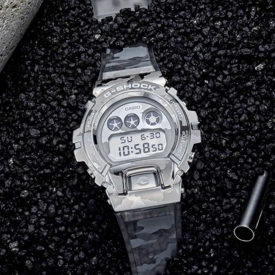 Casio G-Shock GM-6900SCM-1E