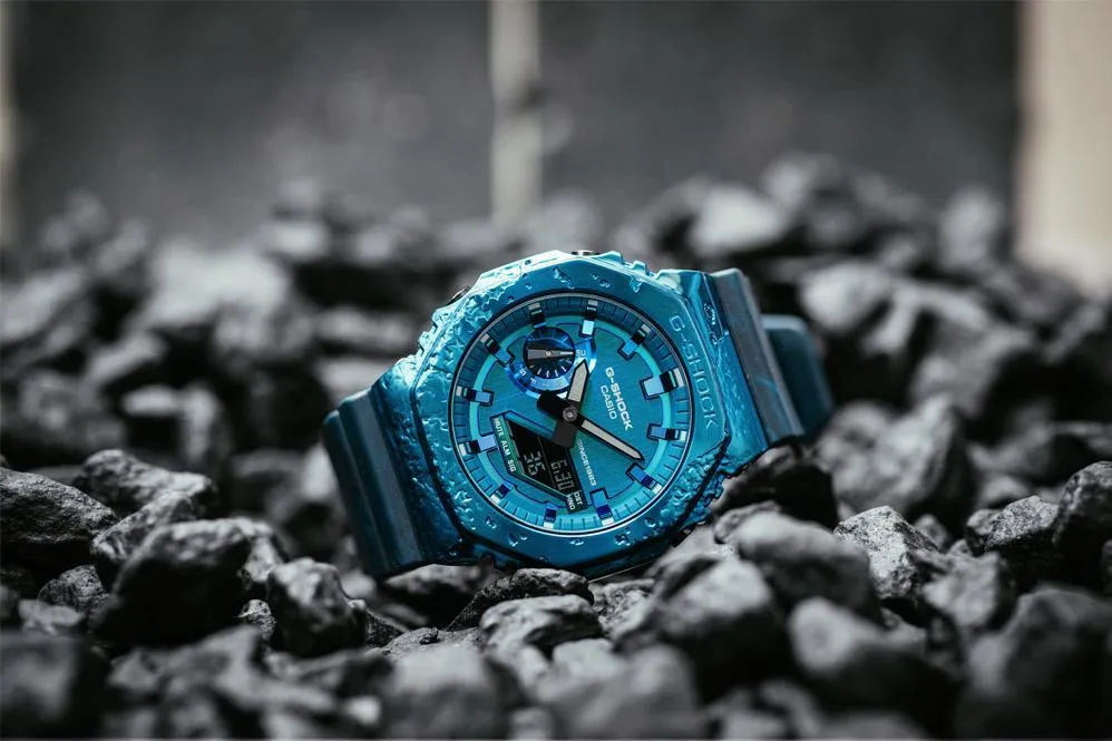 Casio GM-2140GEM-2A