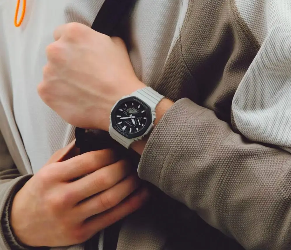 Casio GA-B2100LUU-5A