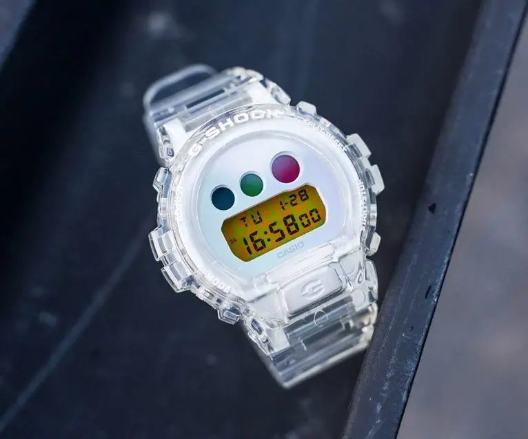 Casio DW-6900SP-7E