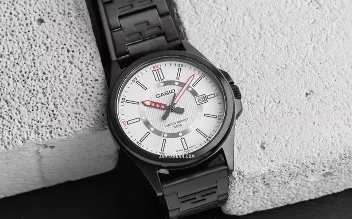 Casio Collection MTP-E700B-7E