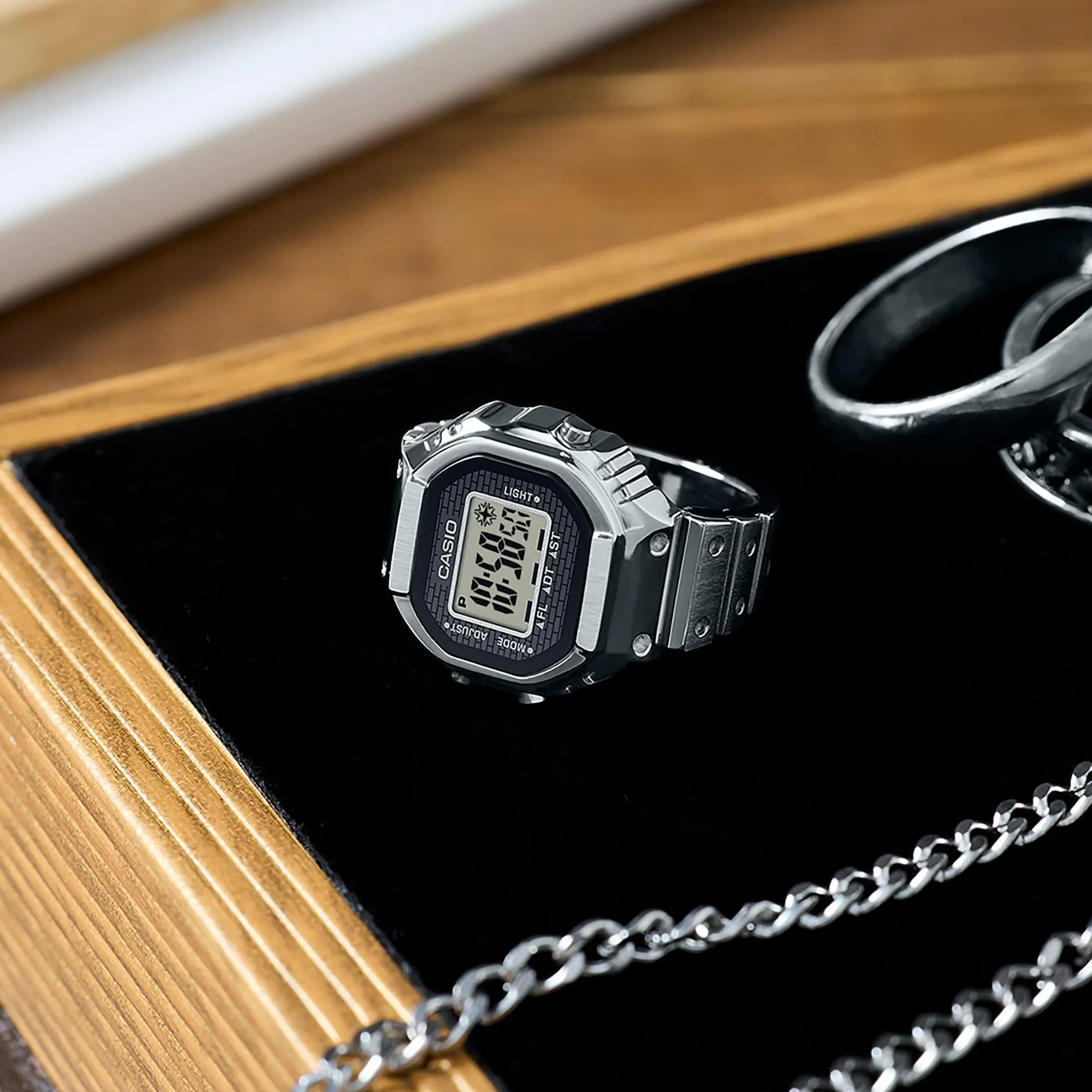 Casio Collection CRW-001-1E
