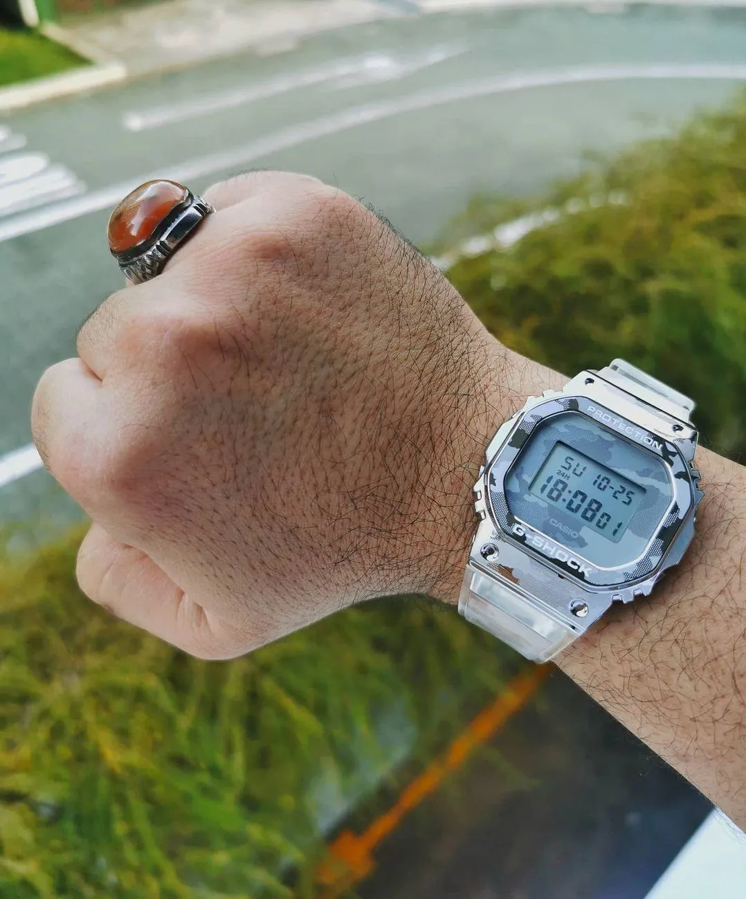 Casio GM-5600SCM-1E