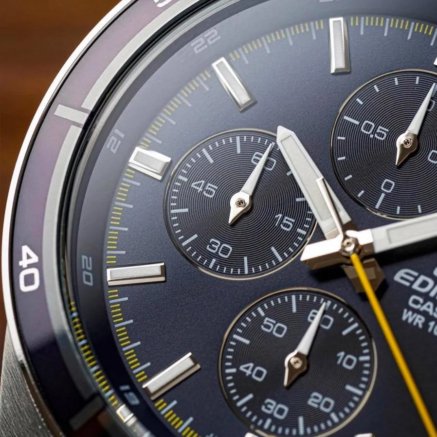 Casio EFR-526L-2C