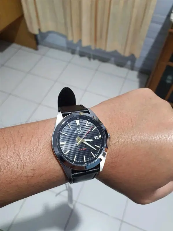 Casio EFV-140L-1A