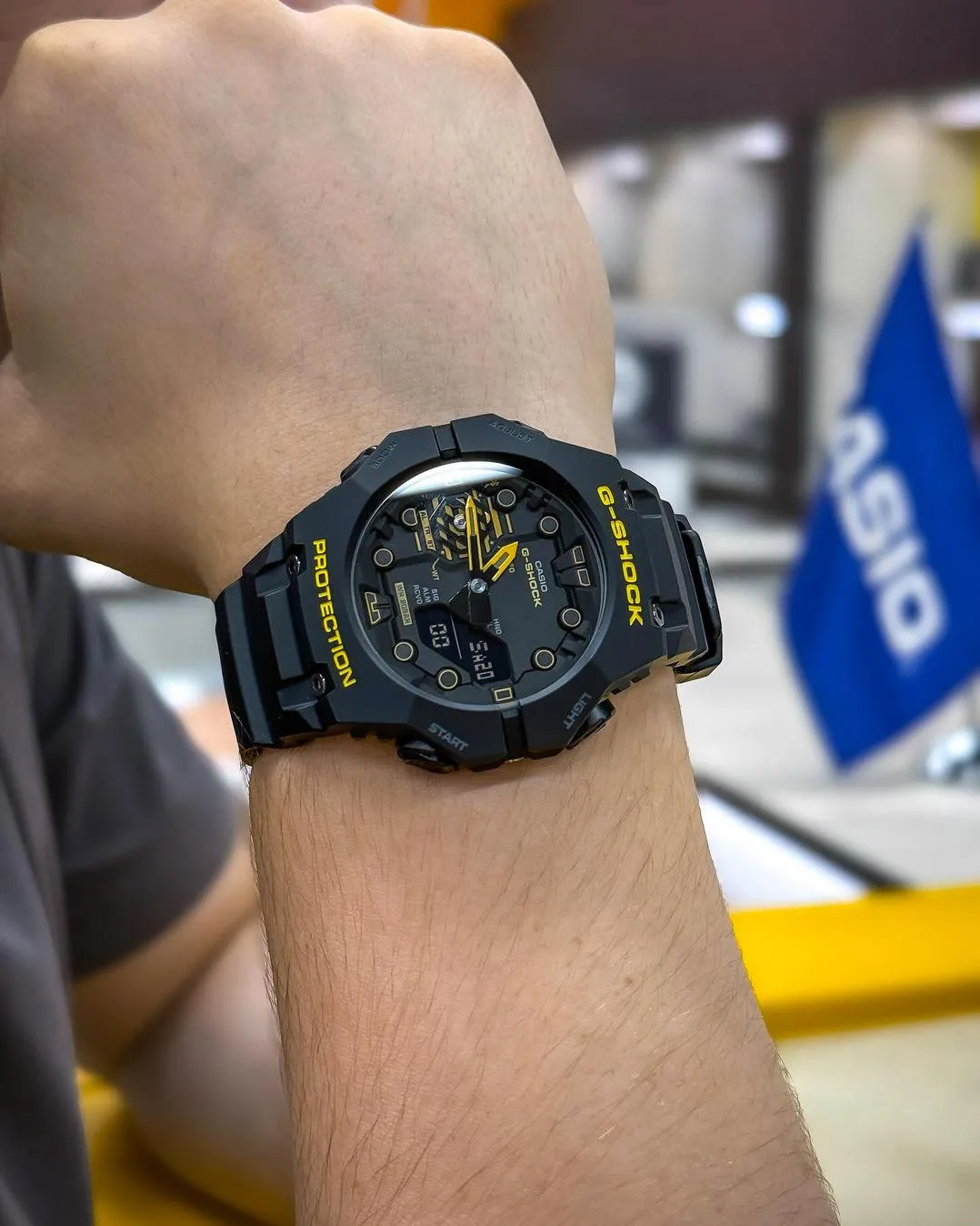 Casio G-Shock GA-B001CY-1A