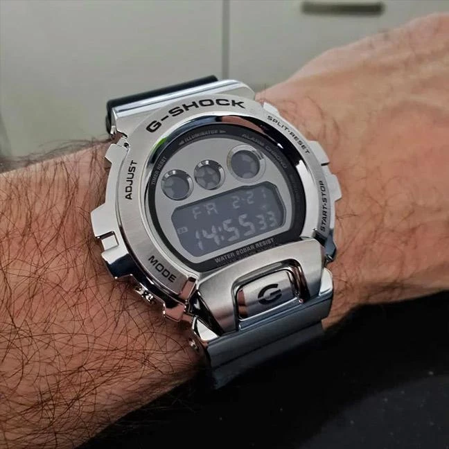 Casio GM-6900U-1E