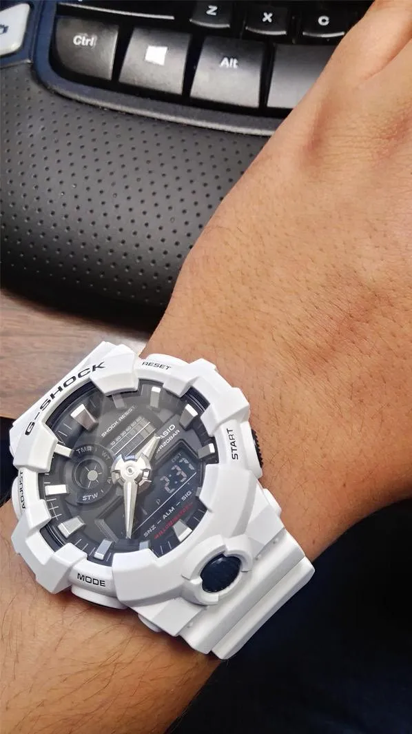 Casio GA-700-7A