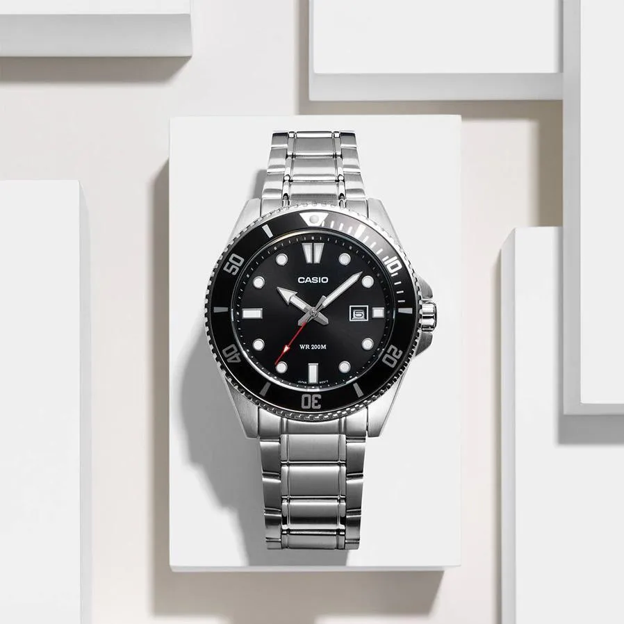 Casio MDV-107D-1A1