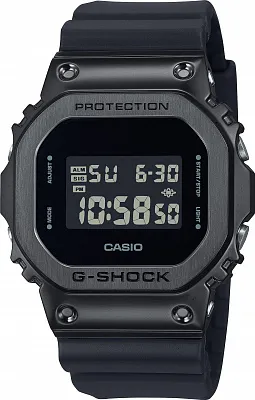 Наручные часы Casio GM-5600UB-1E