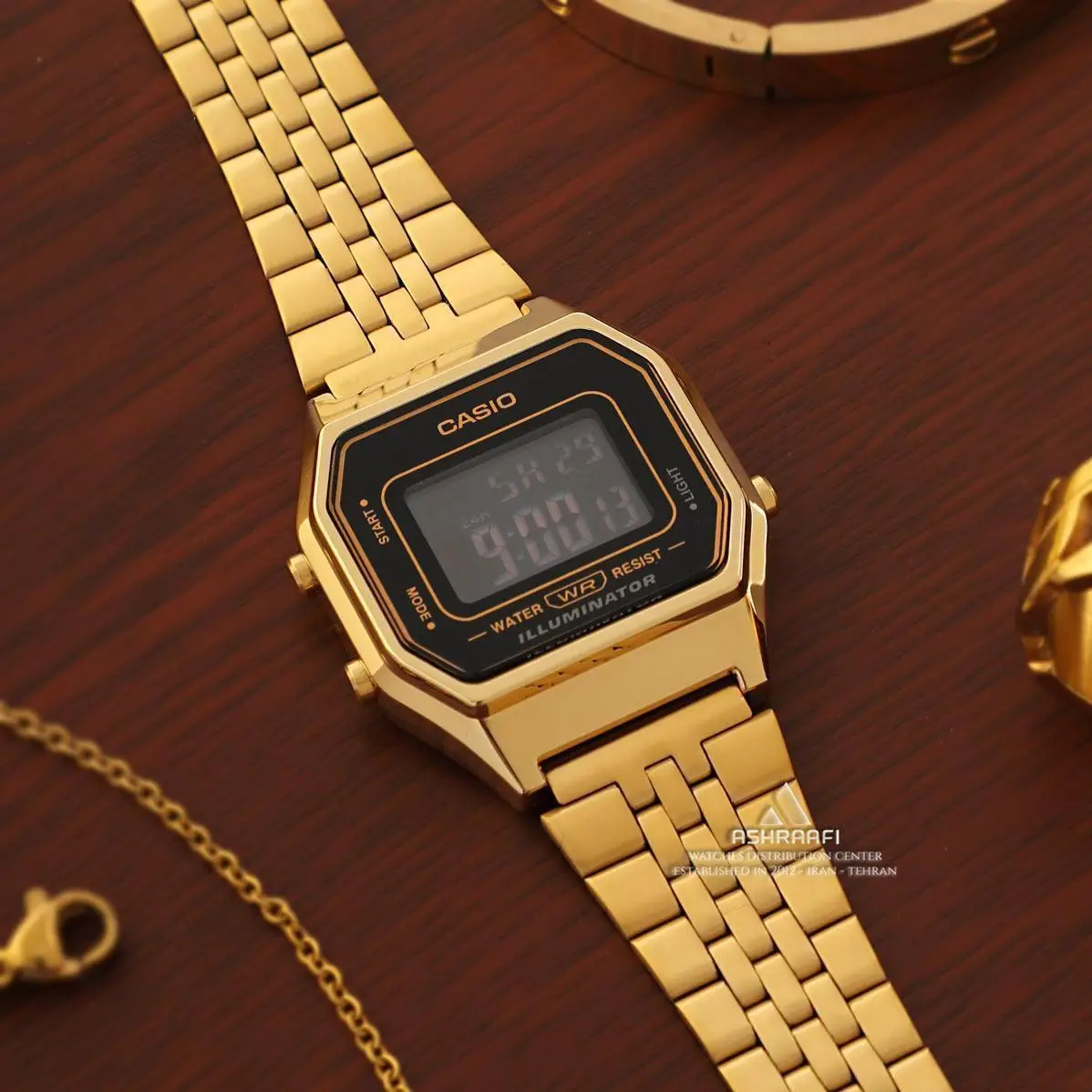 Casio LA-680WGA-1B