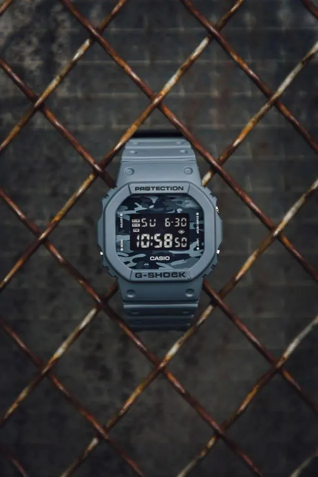 Casio DW-5600CA-2E