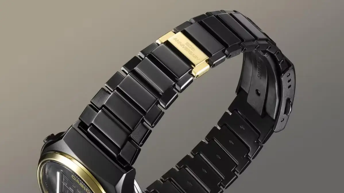 Casio TRN-50ZE-1A