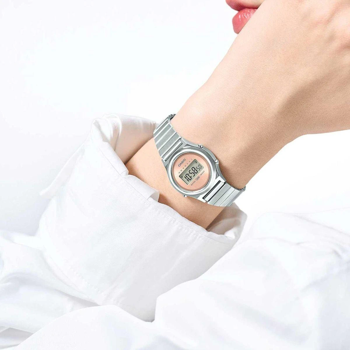 Casio LA-700WE-4A