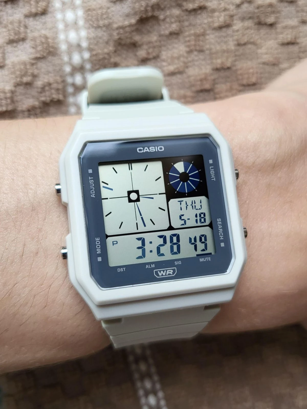 Casio Collection LF-20W-8A