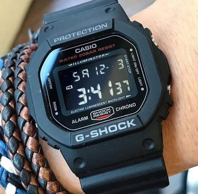 Casio DW-5600HR-1E