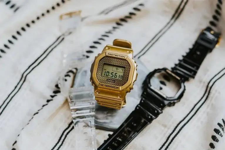 Casio DWE-5600HG-1E