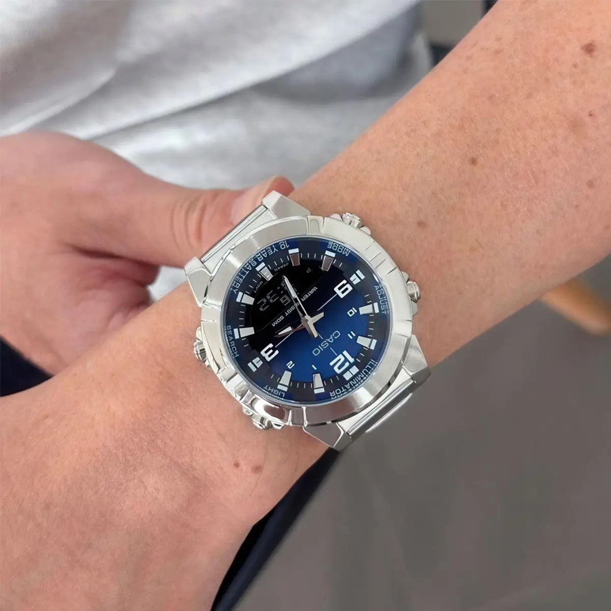 Casio AMW-870DA-2A1