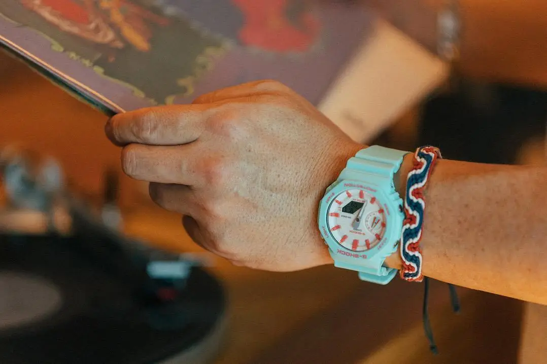 Casio GA-2100RB-3A