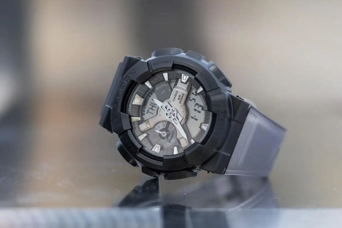 Casio GM-110MF-1A