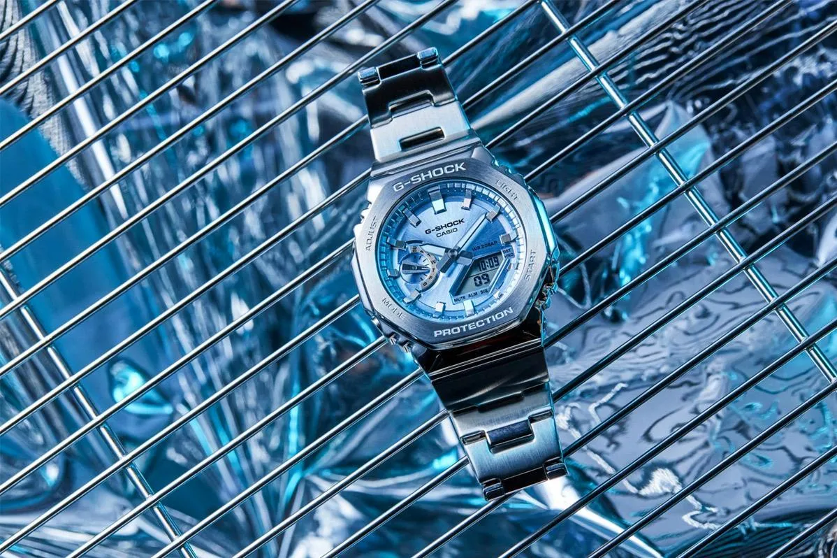 Casio GM-2110D-2A
