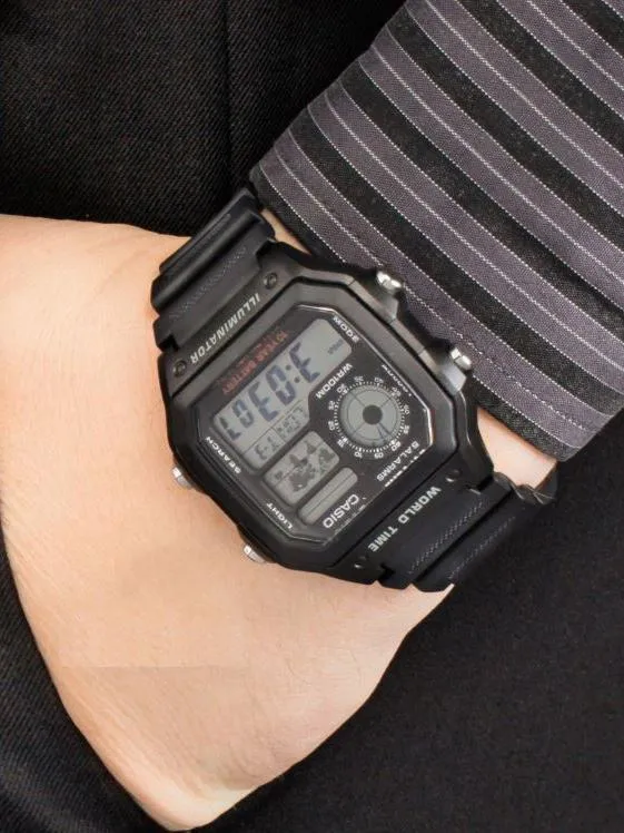 Casio AE-1200WH-1A