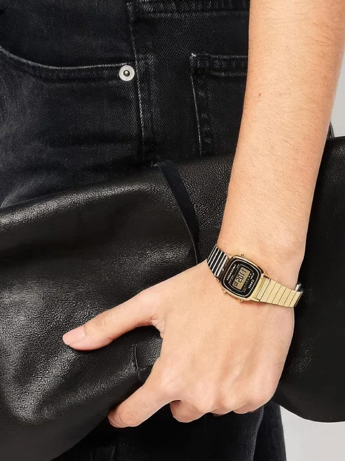 Casio LA-670WGA-1E