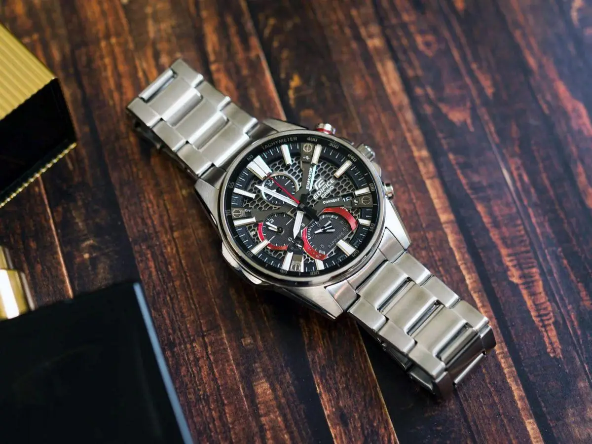 Casio EQB-1200D-1A