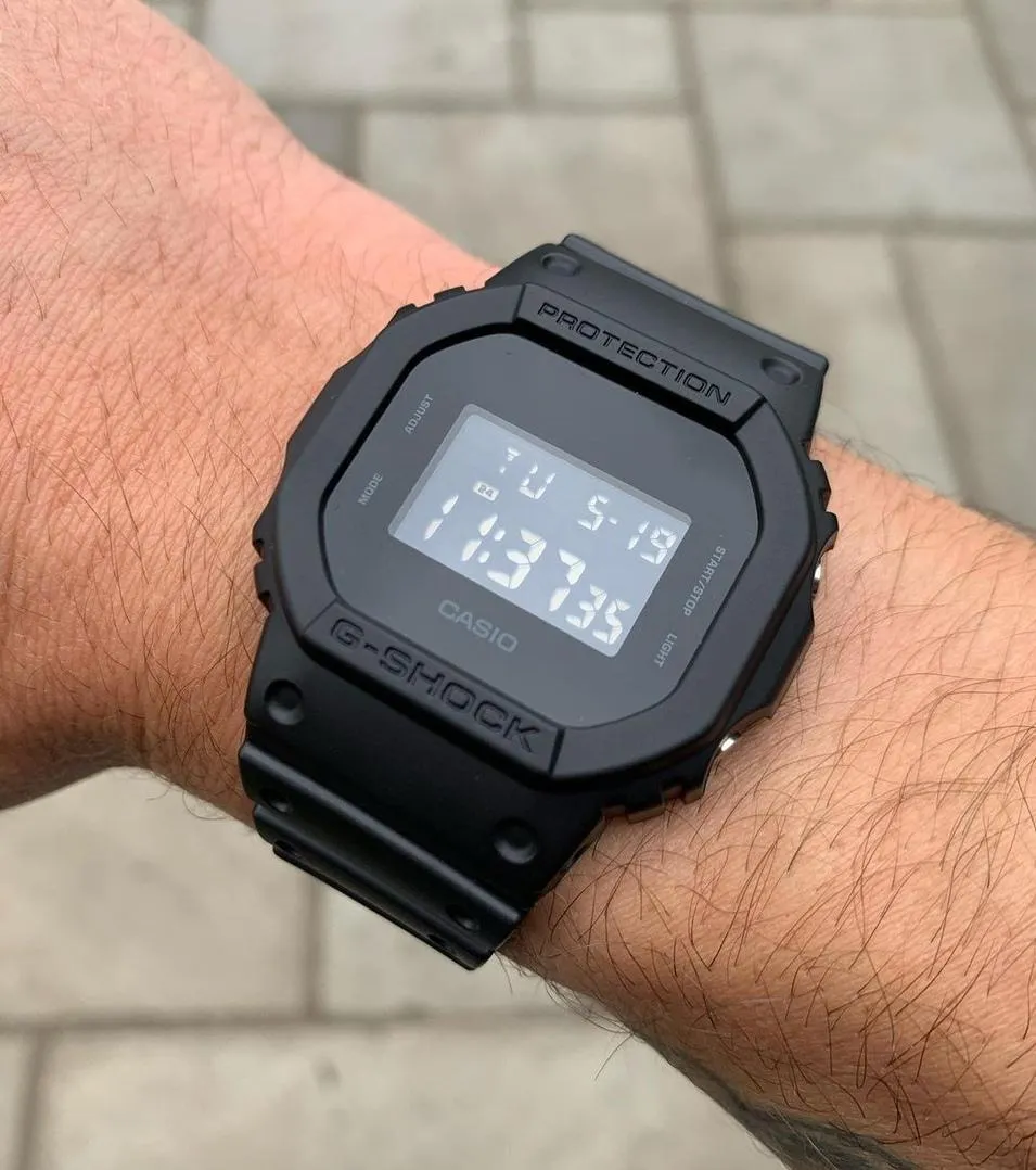 Casio DW-5600BB-1E
