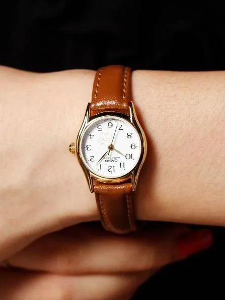 Casio Collection LTP-1094Q-7B7