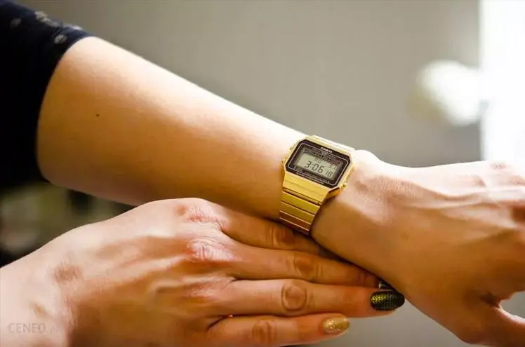 Casio A-700WEG-9A