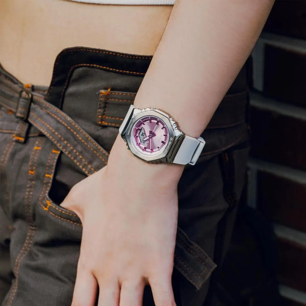 Casio GM-S2110-7A6