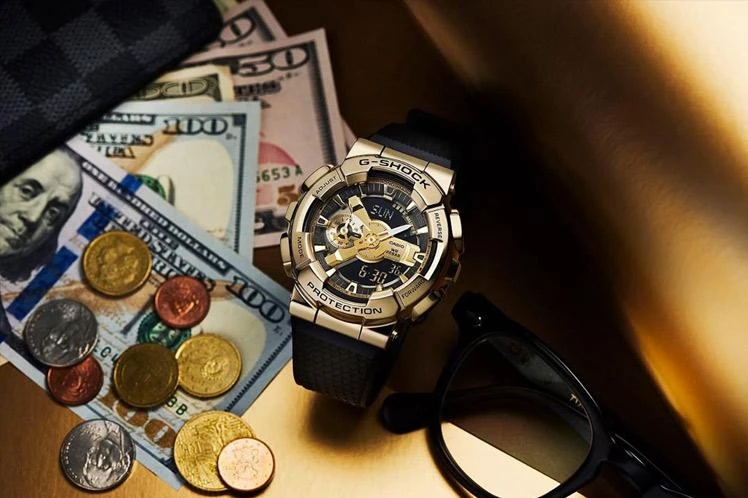 Наручные часы  Casio  G-Shock Casio GM-110G-1A9 (фото 6) Наручные часы  Casio  G-Shock Casio GM-110G-1A9 (фото 6)