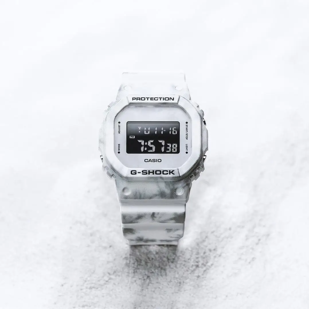 Casio DW-5600GC-7E