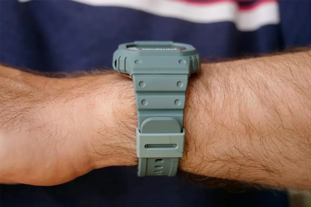 Casio DW-H5600-2E