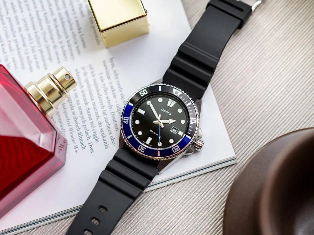 Casio MDV-10D-1A2
