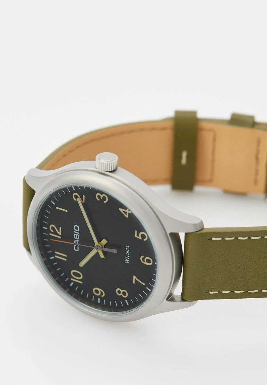 Casio Collection MTP-B160L-1B2