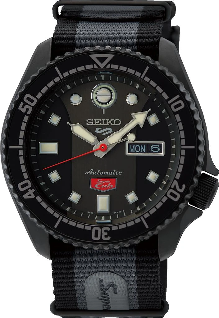 Seiko Seiko 5 Sports SRPJ75K1