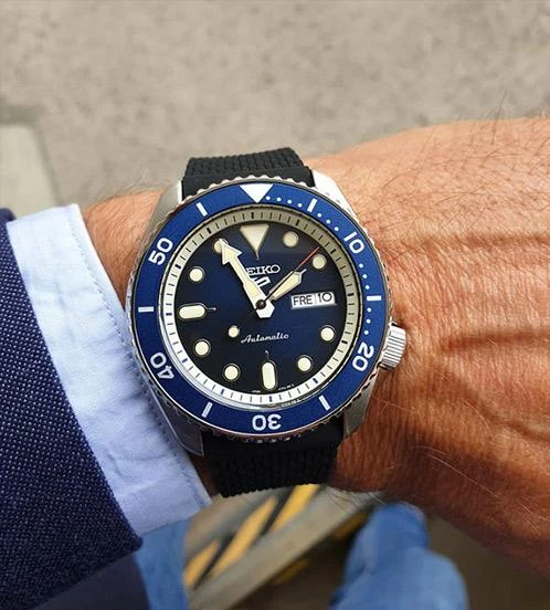 Seiko Seiko 5 Sports SRPD71K2
