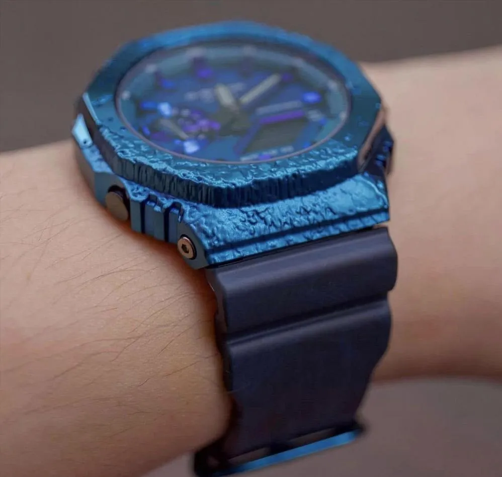 Casio GM-2140GEM-2A