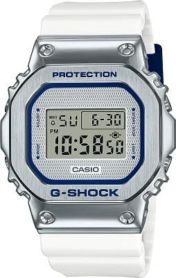 Casio GM-5600LC-7E