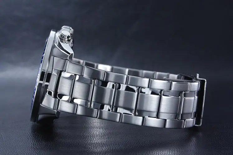 Casio EFR-552D-1A2