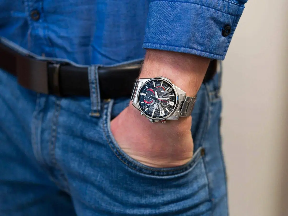 Casio EQB-1200D-1A