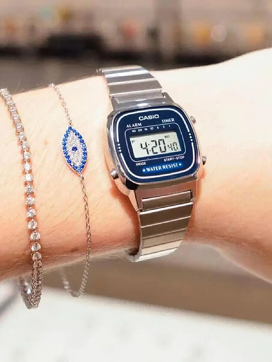Casio LA-670WA-2E