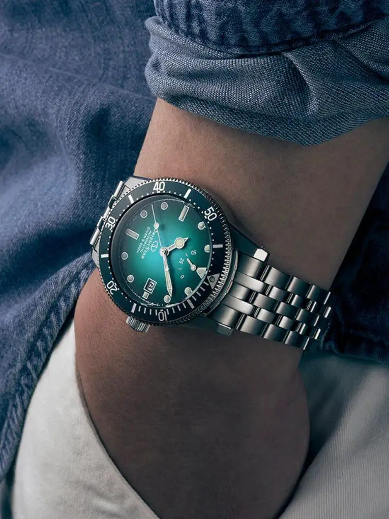 Orient RE-AU0602E