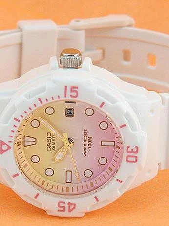 Casio Collection LRW-200H-4E2