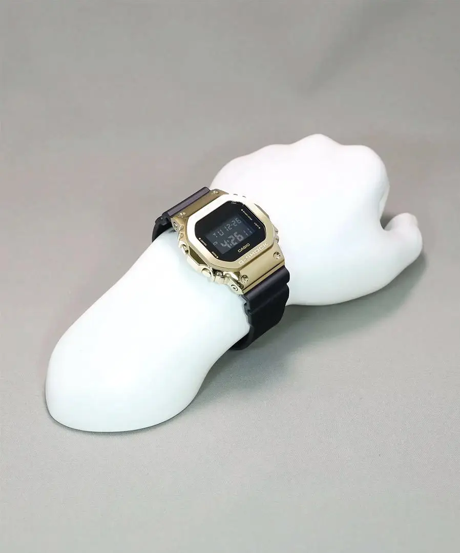 Casio GM-5600UG-9E