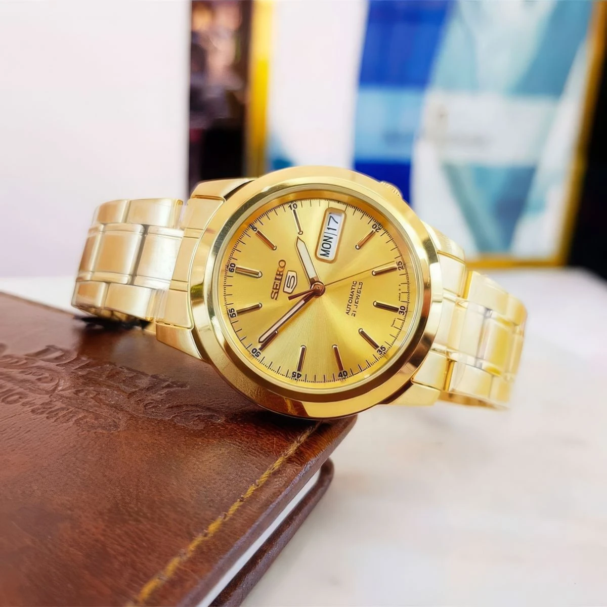 Seiko SNKE56K1